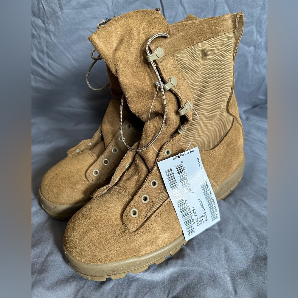 McRae Footwear Goretex military boots, 8.5W (wide)